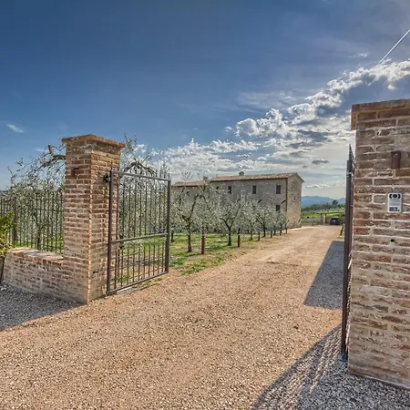 Colli Martani Alloggio per agriturismo *