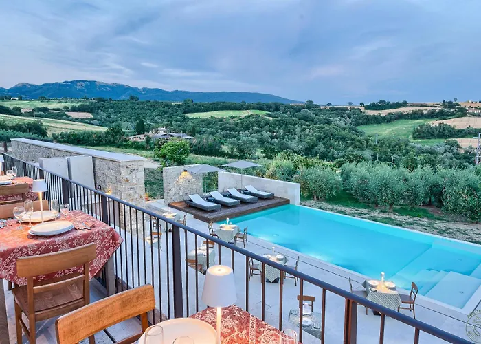 Colli Martani Agroturismo *